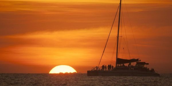 --- CATAMARANS